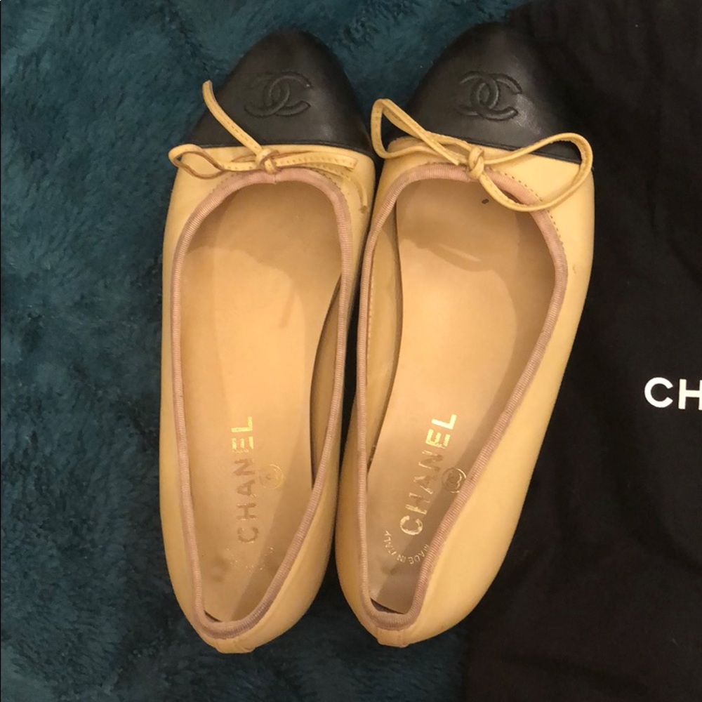 Chanel ballerina flats
